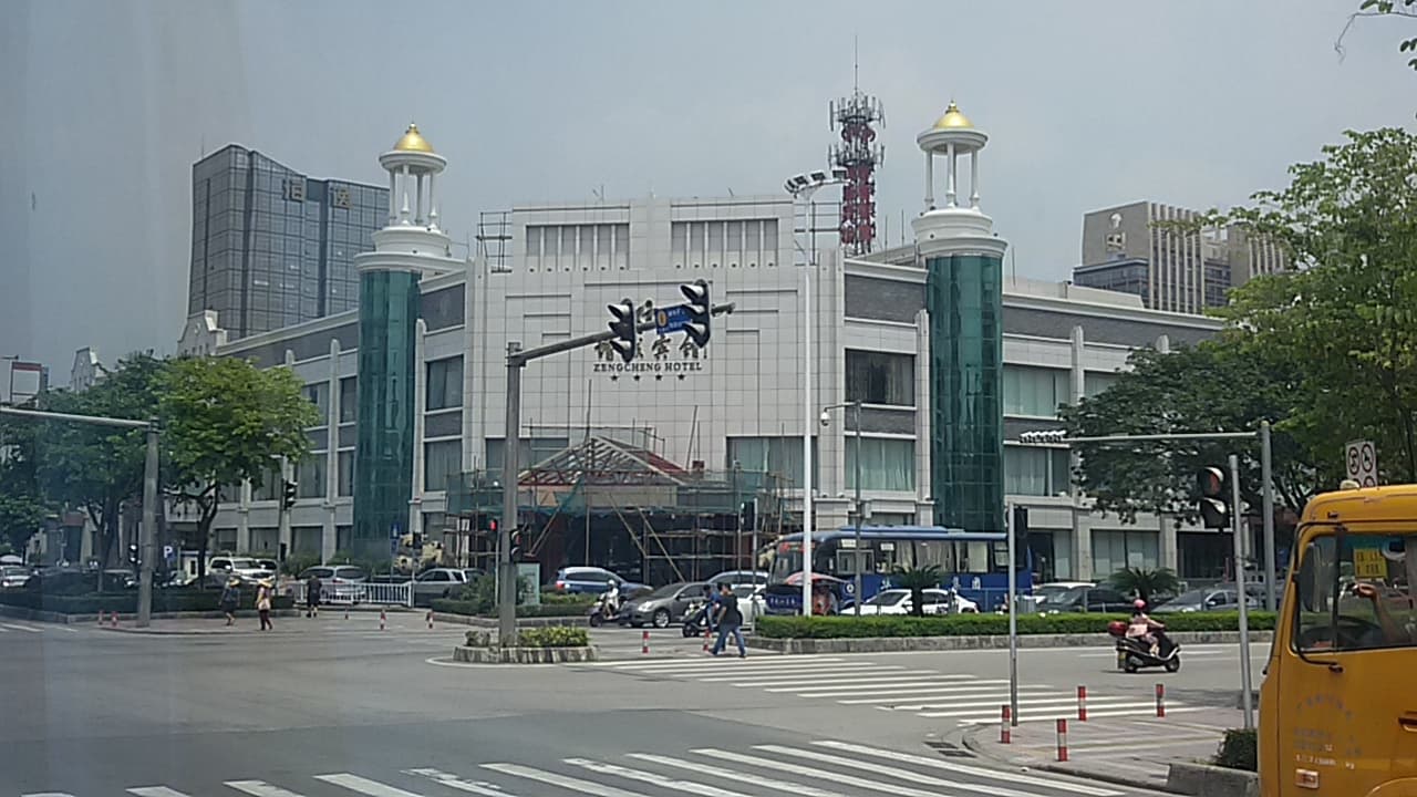 Zengcheng — Zengcheng Hotel