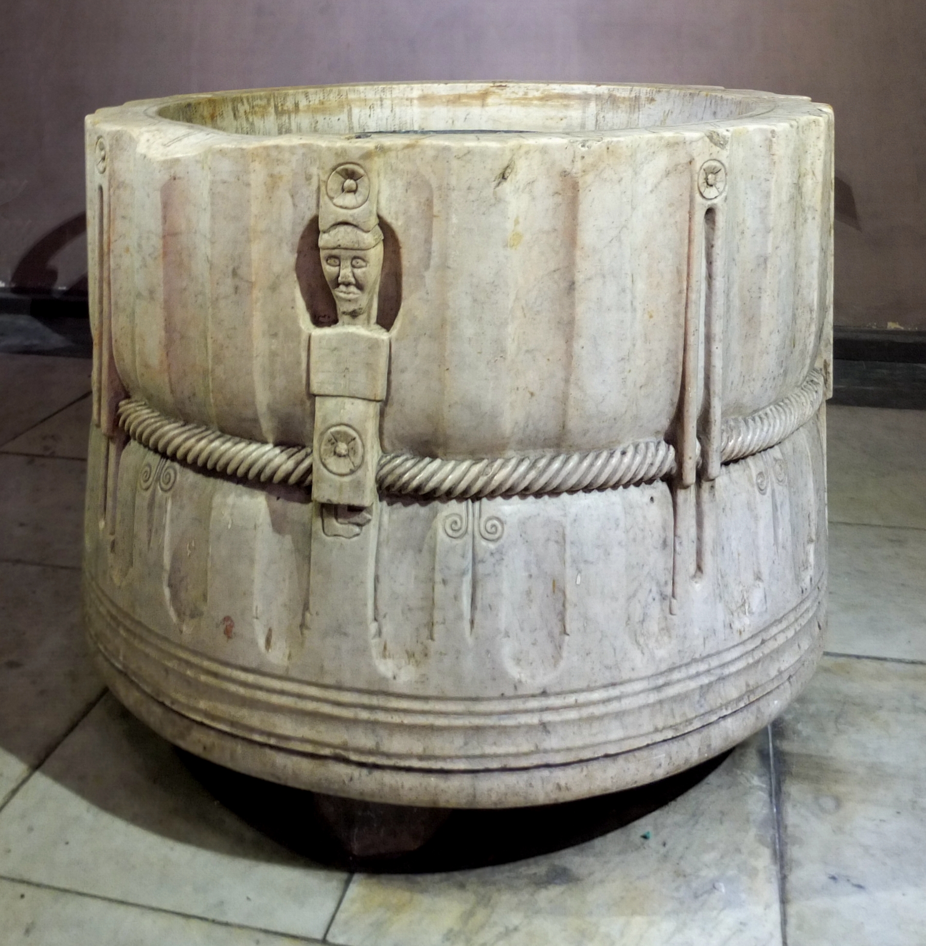 Perpignan — Perpignan Cathedral baptismal font