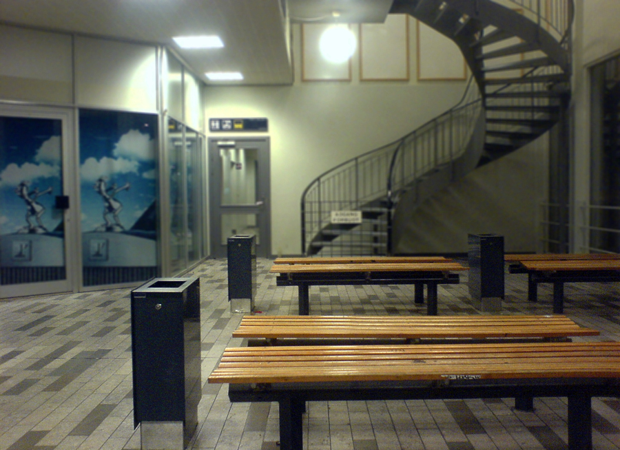 Nykoebing — Nykoebing falster station ankomsthal