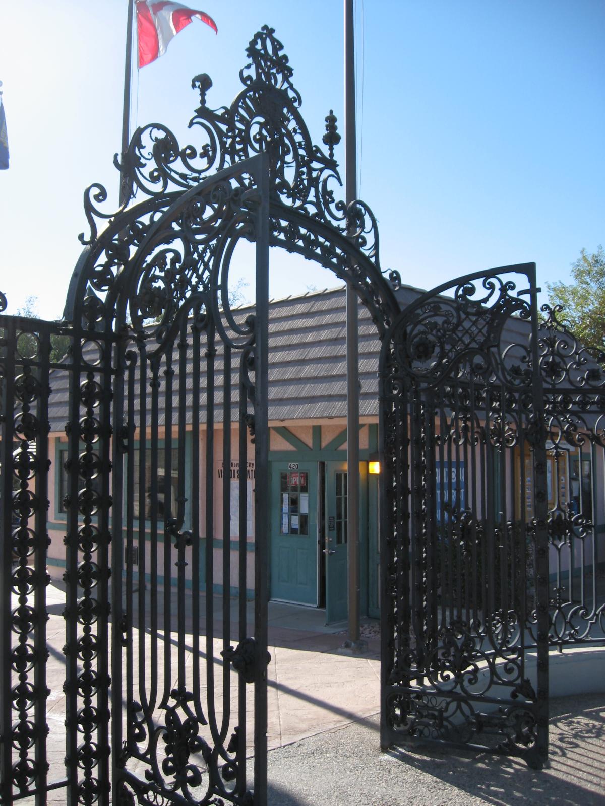 Lake Havasu City — London Bridge Gates 1