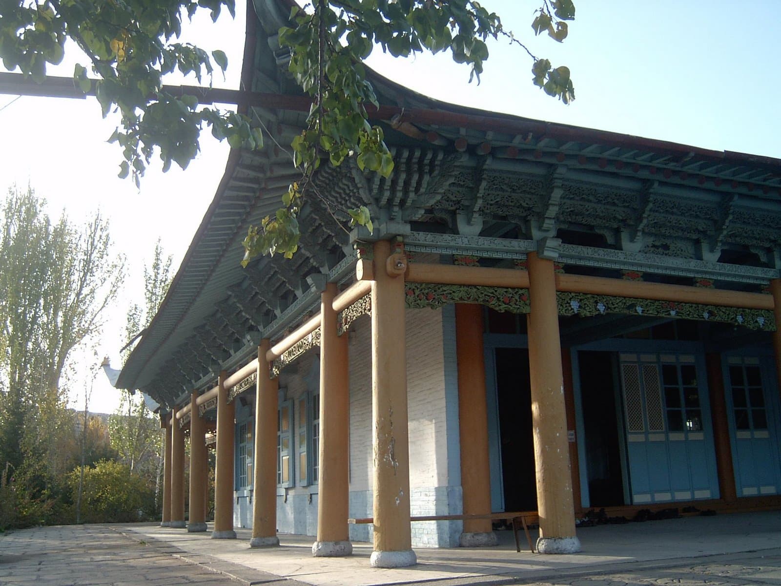 Karakol — Karakol-Dungan-Mosque-Exterior-1