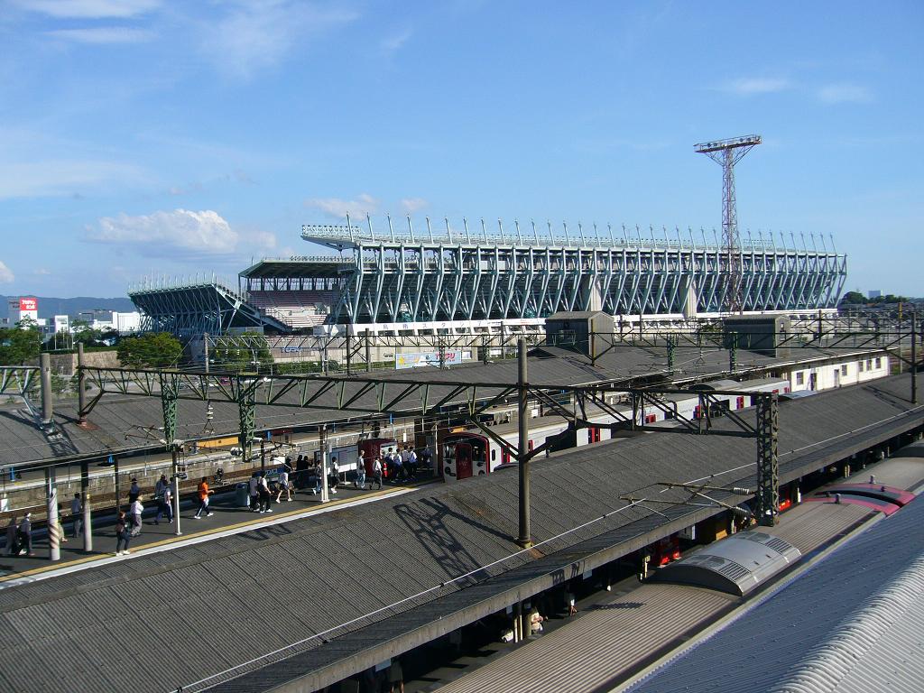 Tosu — Platform at Tosu Station 2