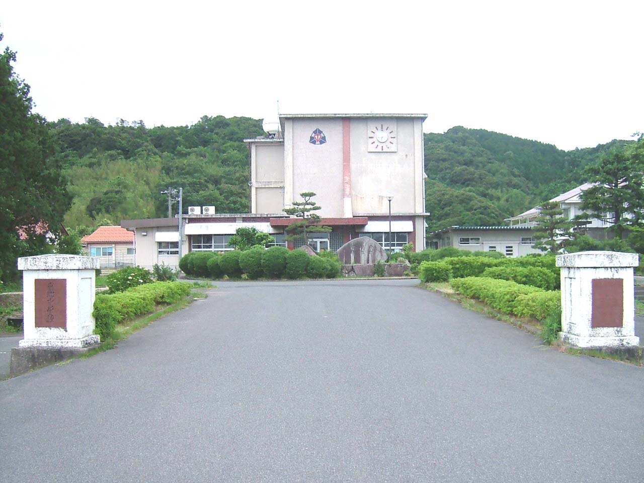 Yurihama-cho — Yurihama town Togo junior high school