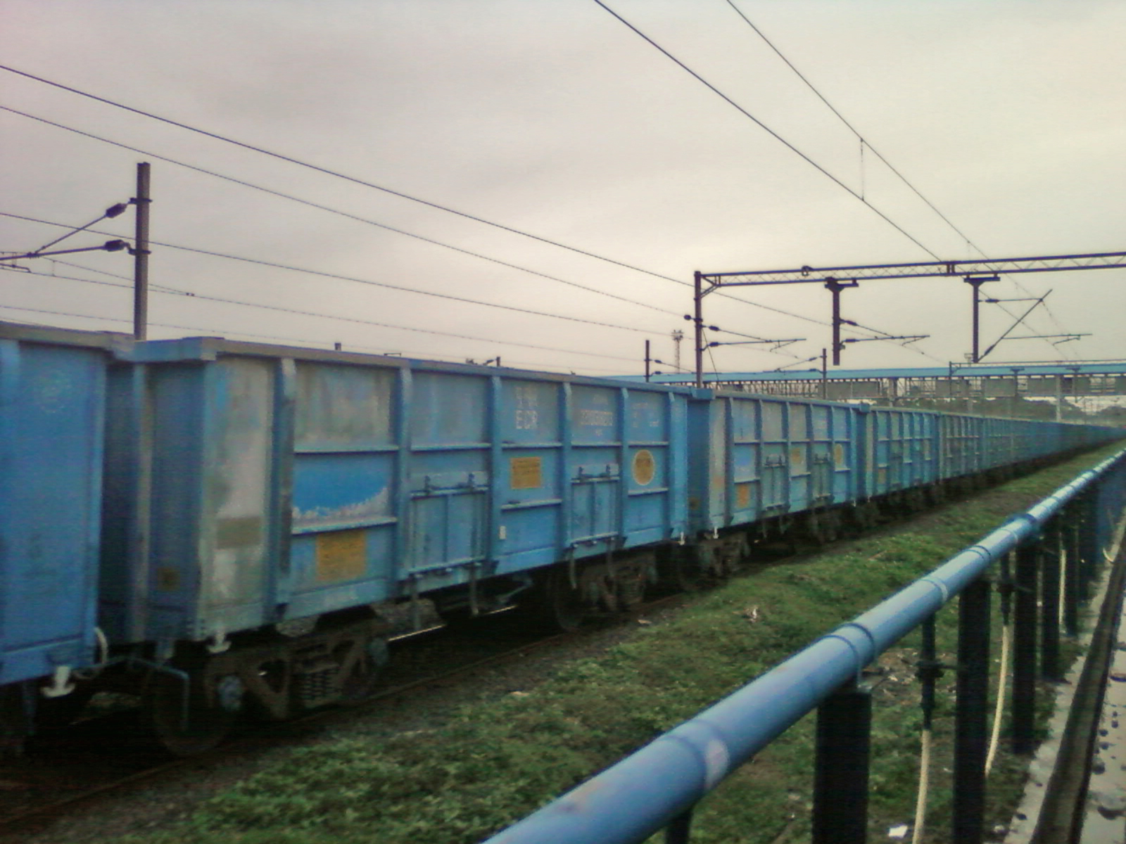 Rajahmundry — BOXN freight train at Rajahmundry 02