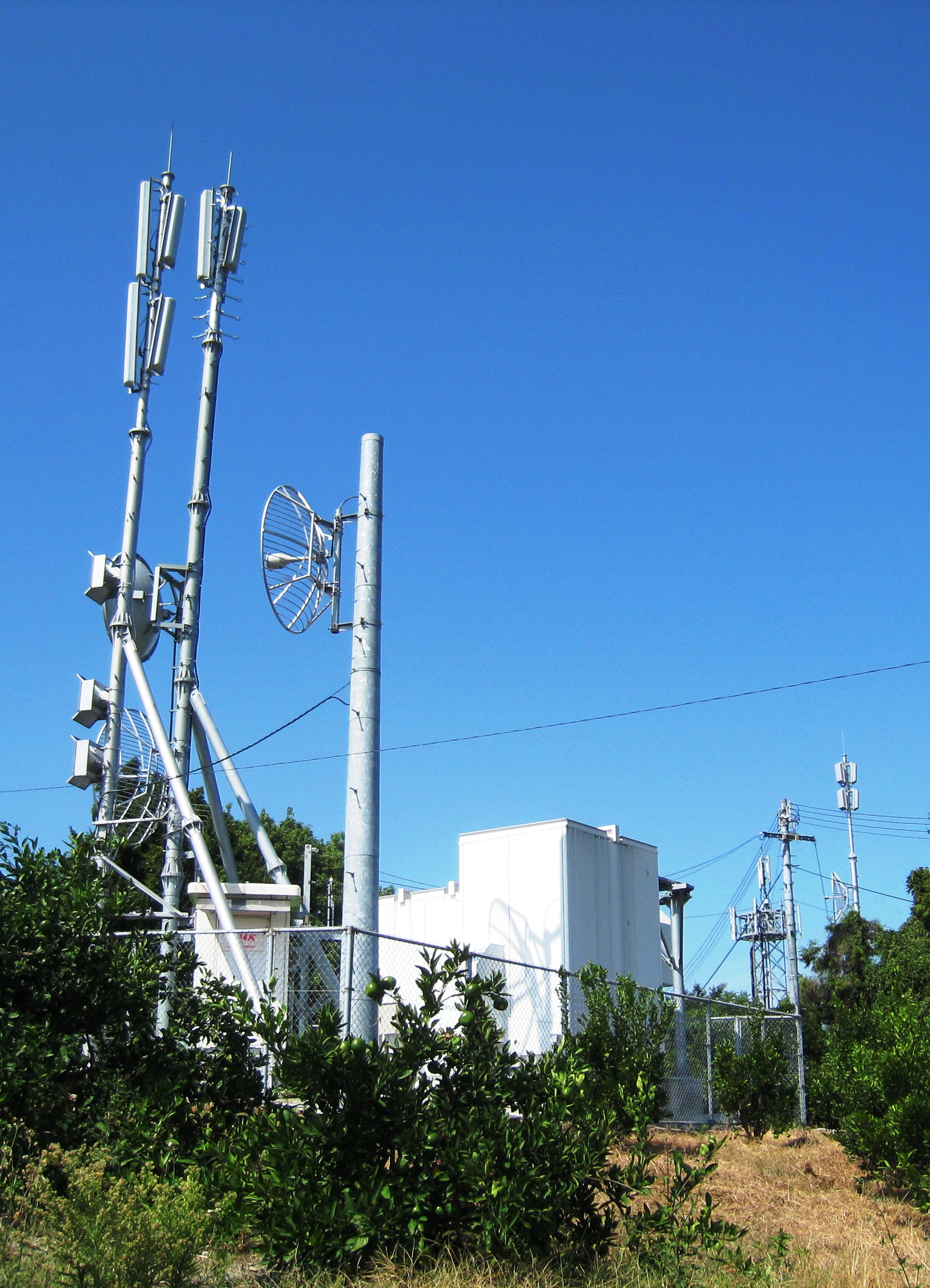 Sakaide — Sakaide-higashi relay stations