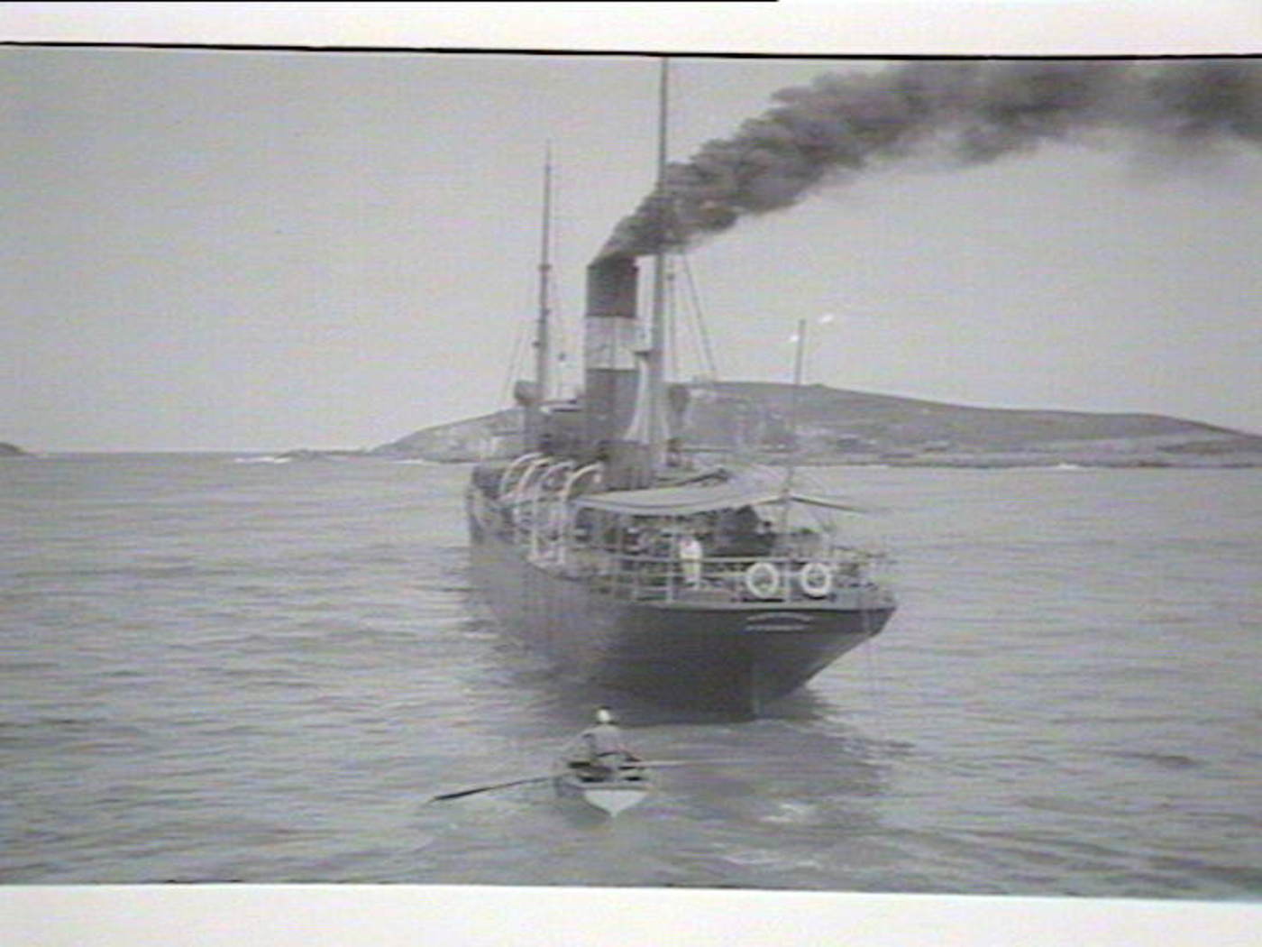 Coffs Harbour — SS Dorrigo leaving Coffs Harbour 01