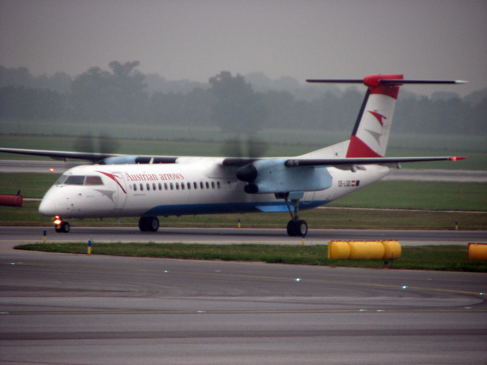 Schwechat — Austrian-arrows-schwechat-by-RalfR