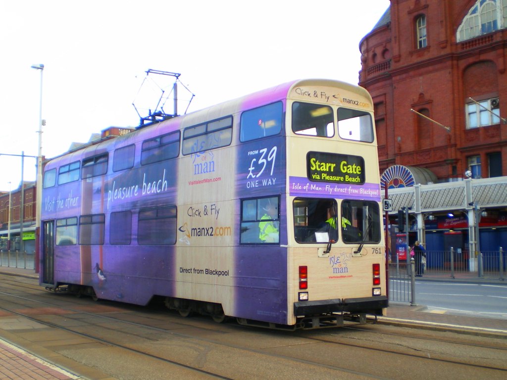 Blackpool — Blackpool-britain-tram-2
