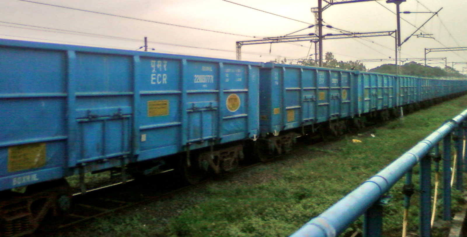 Rajahmundry — BOXN freight train at Rajahmundry 01