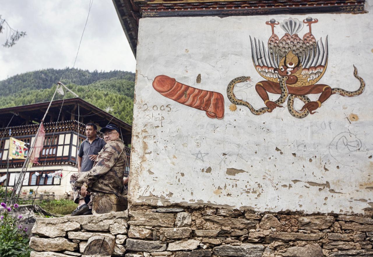 Paro — Lango, Paro, Bhutan (8026022746)