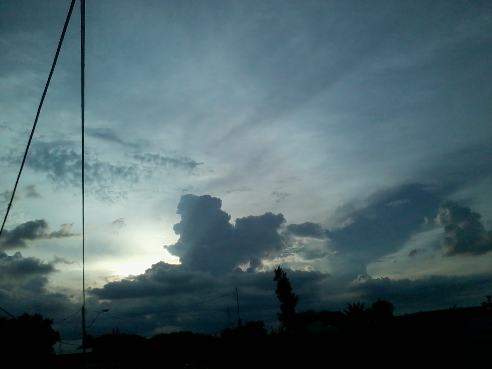 Los Olivos — Nublado en los olivos