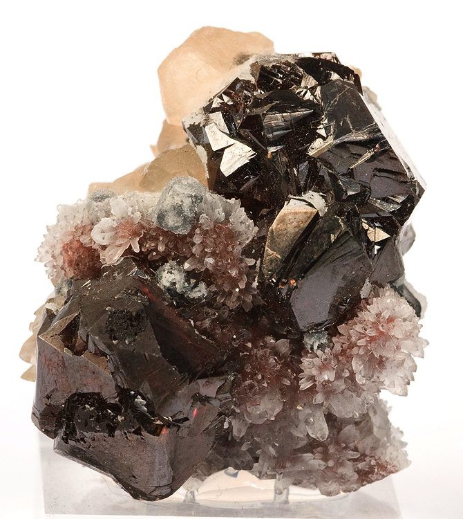 Changning County — Sphalerite-Calcite-Quartz-222330