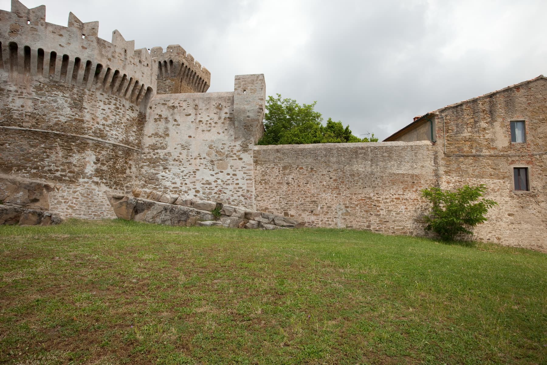 Piombino — 57025 Piombino, Province of Livorno, Italy - panoramio