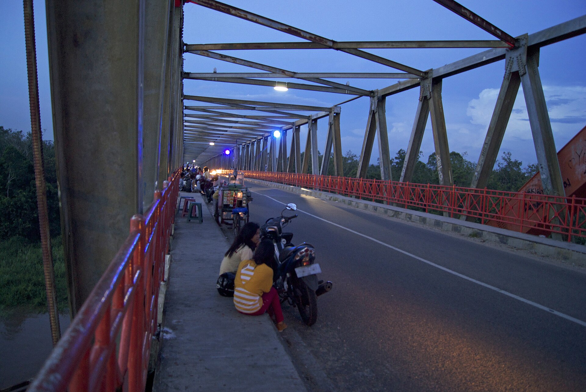 Palangkaraya — Senja Jembatan Kahayan Palangkaraya