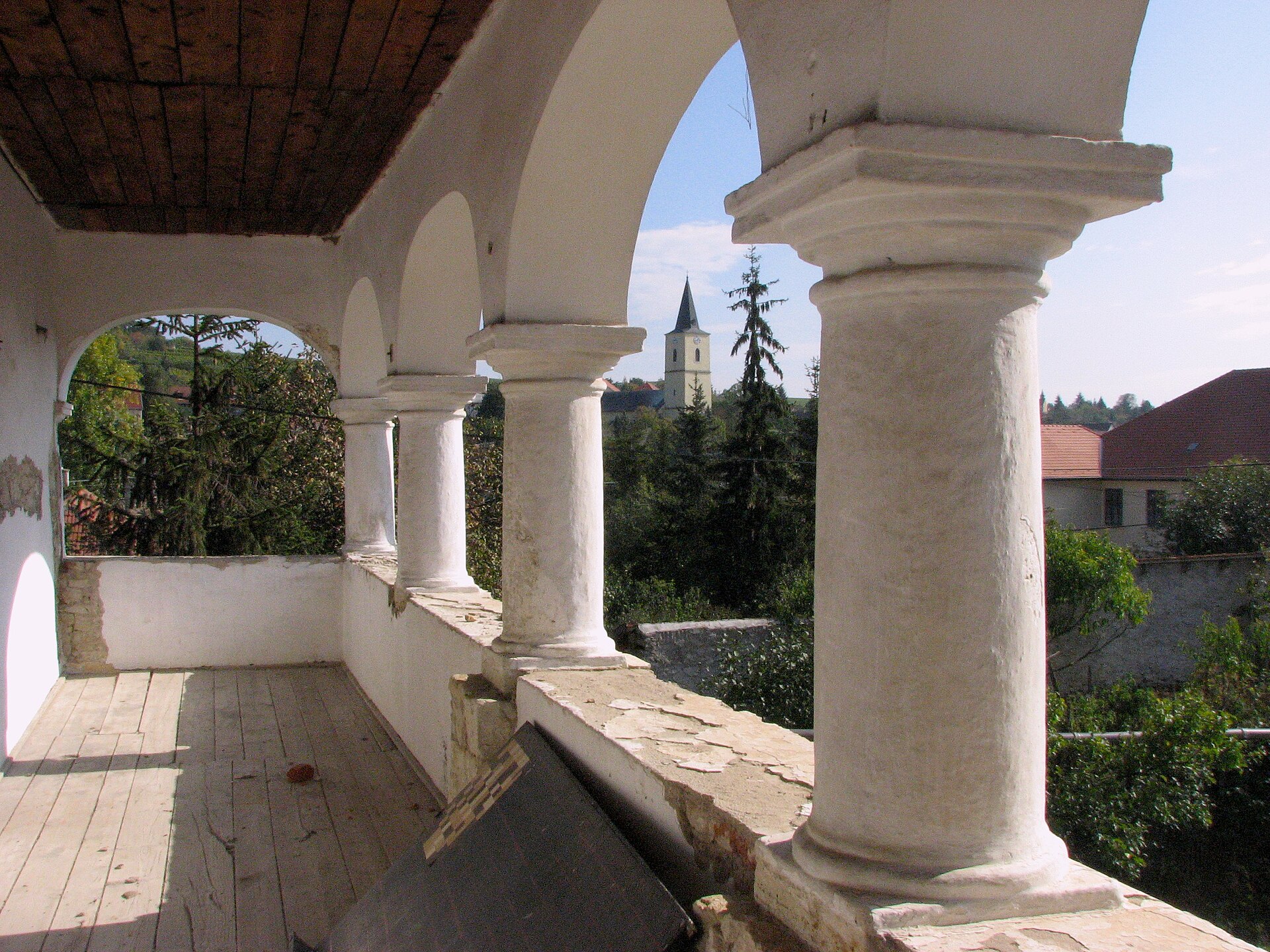 Mad — Jewish School Mad, Hungary